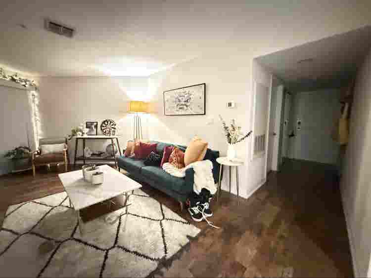 Spacious Bedroom with in-Suite Bath