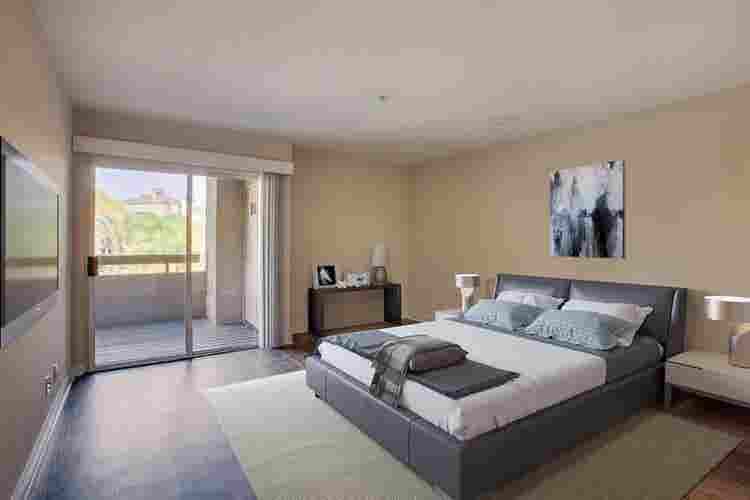 Spacious Bedroom with in-Suite Bath