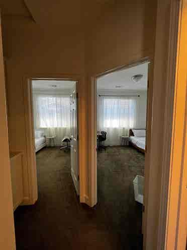 ROOMS FOR RENT (near Hayward Bart)