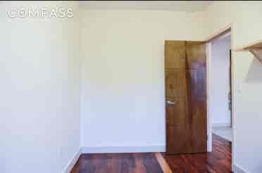 SEPTEMBER/OCTOBER - 2 ROOMS