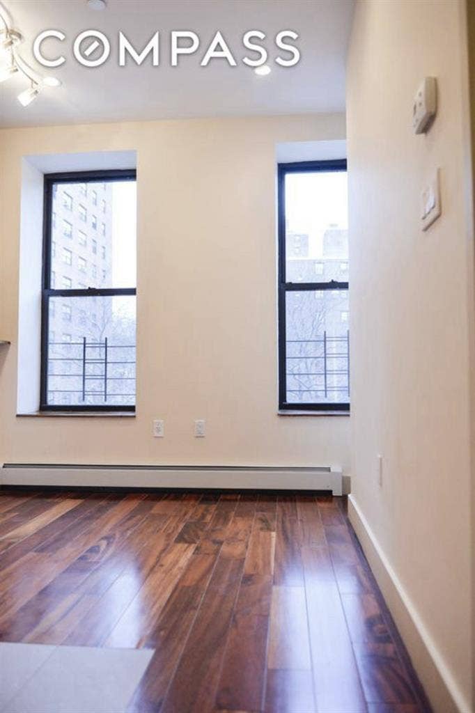 SEPTEMBER/OCTOBER - 2 ROOMS