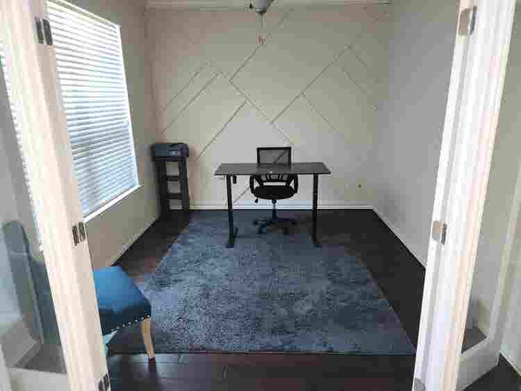 Rooms (Master w/ Private Bathroom)