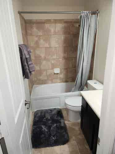 Whole House or Rooms for Rent