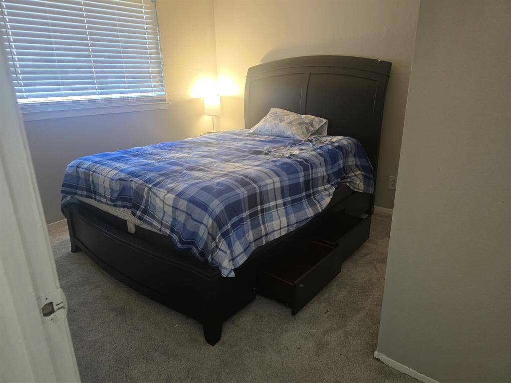 Room available immediately