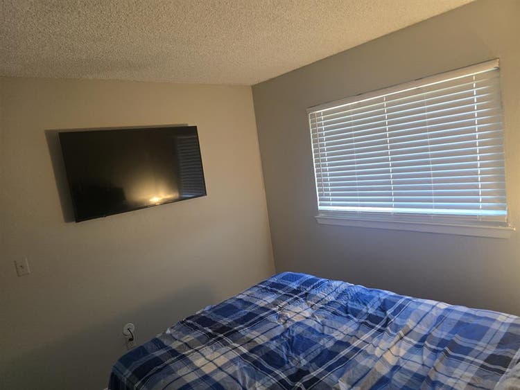 Room available immediately