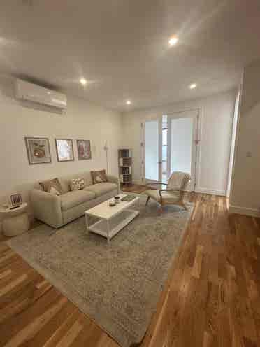 Roommate needed !