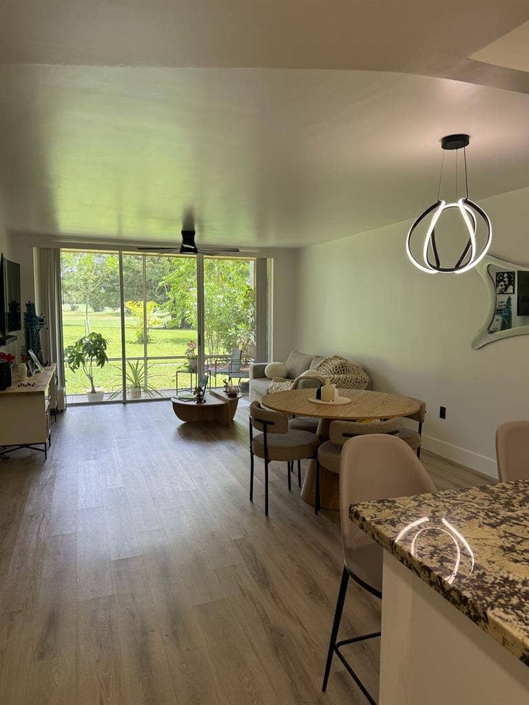 1 masterbedroom with bathroom
