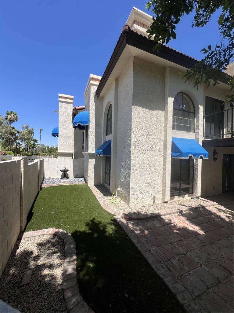 Looking for chill roommate