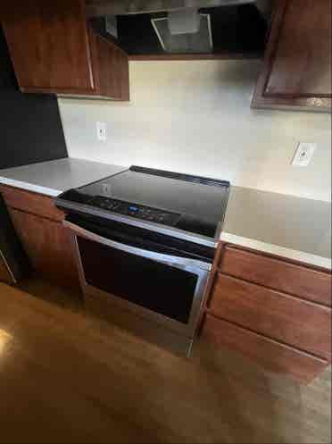 Looking for chill roommate