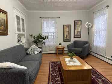 UMASS LOWELL ROOM FOR RENT!!