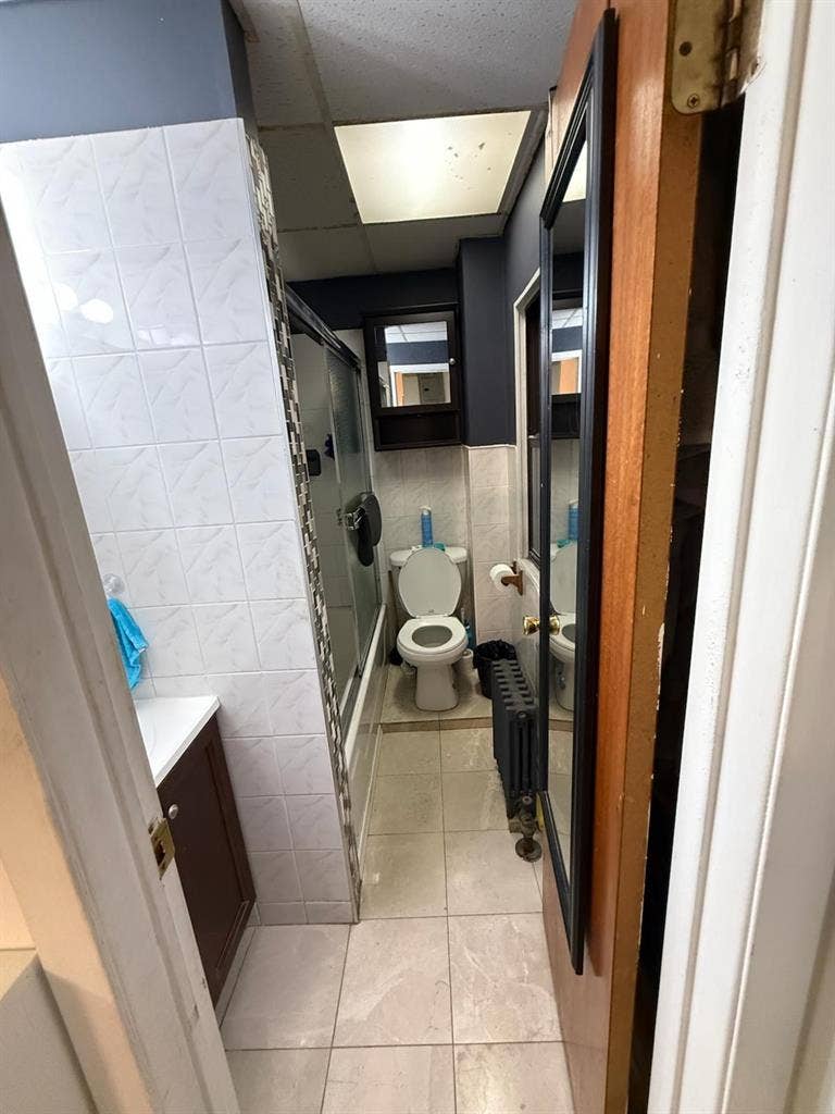 Room available ASAP in Greenpoint