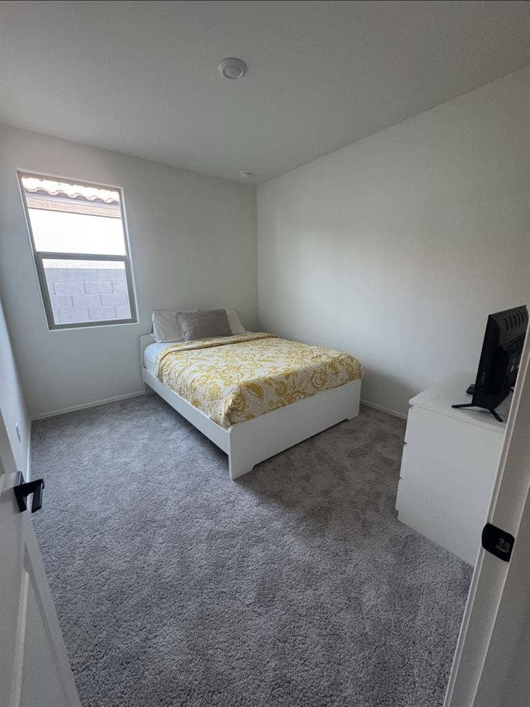 Beautiful Room For Rent all include