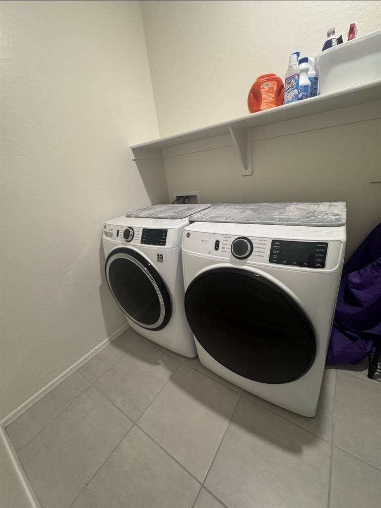 Beautiful Room For Rent all include