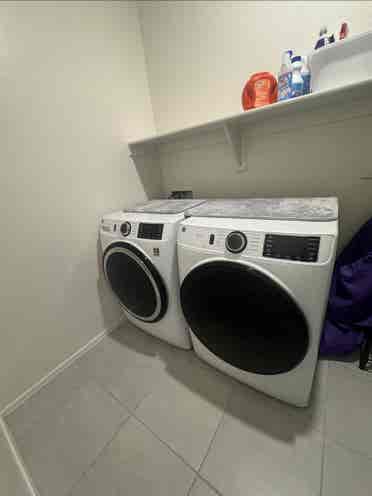 Beautiful Room For Rent all include
