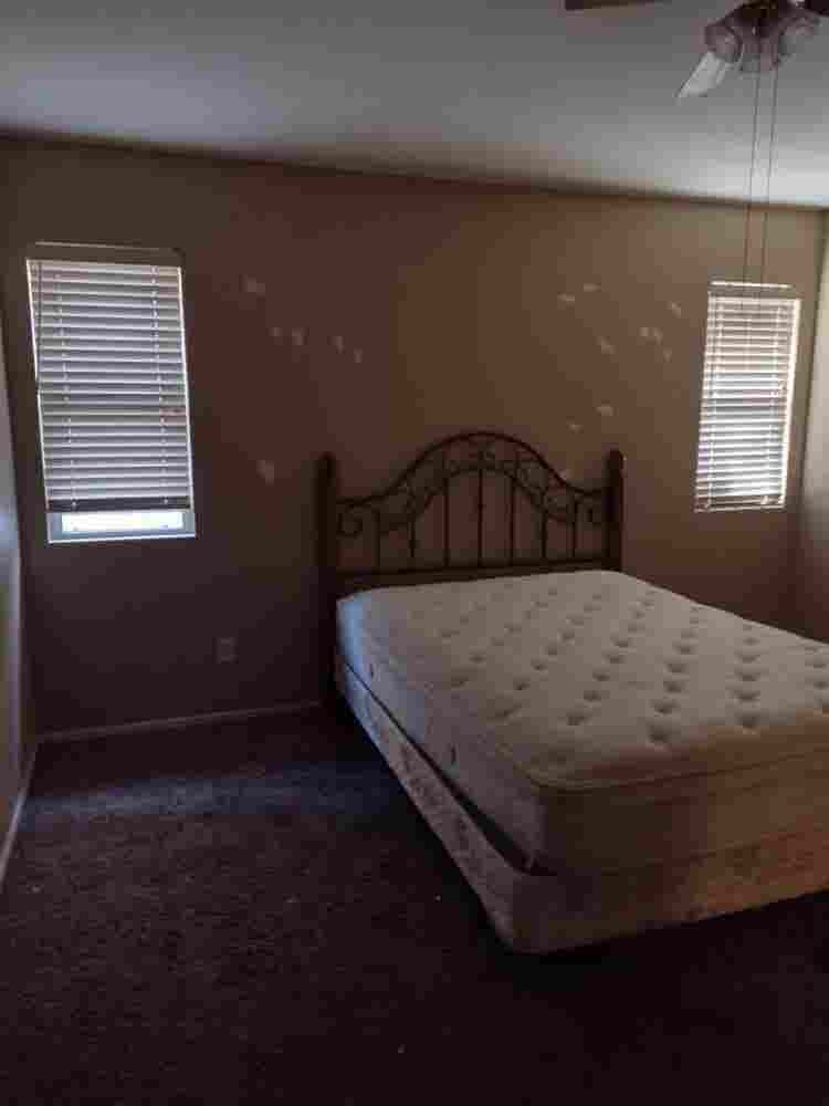 Master bedroom for rent