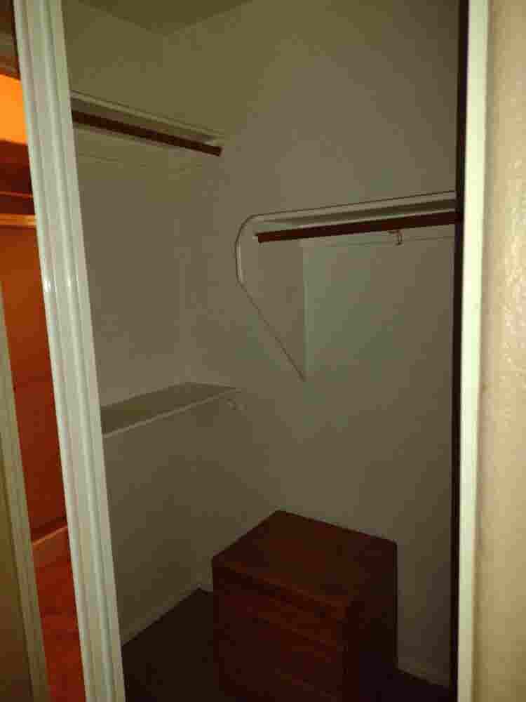 Master bedroom for rent