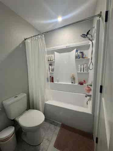 Room for rent in beautiful home