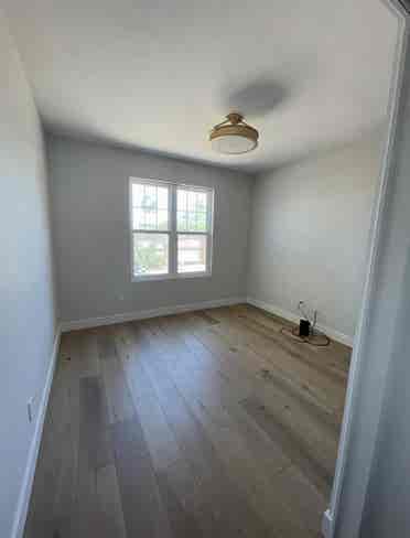 Room for rent in beautiful home