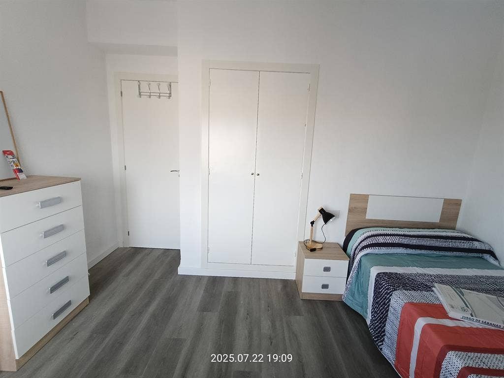 HABITACIONES EN SAN JUAN DE ALICANT