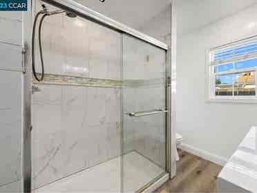 Spacious private room for rentt