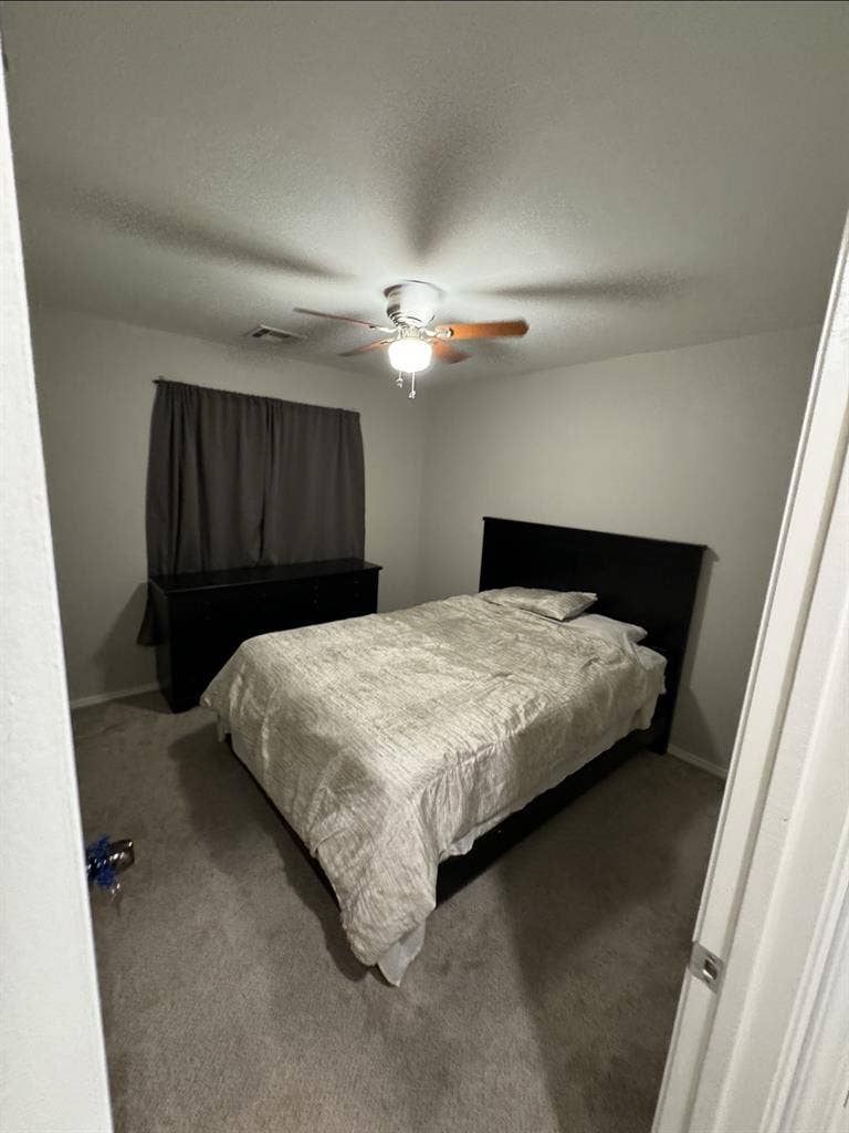 Private room for rent