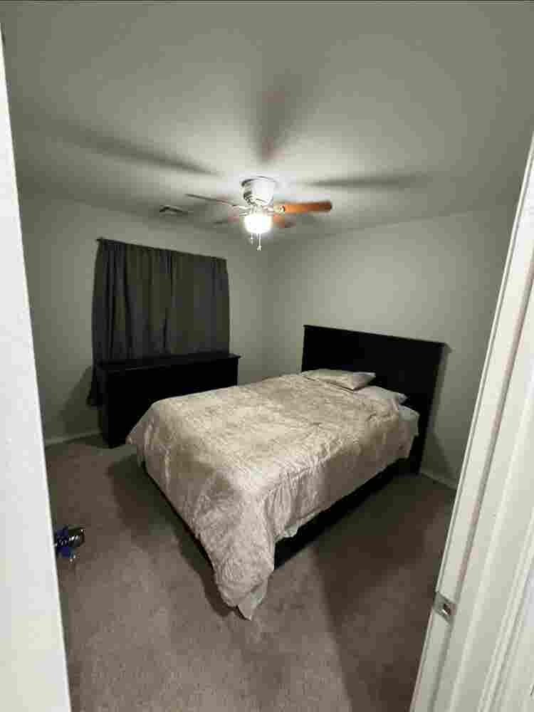 Private room for rent
