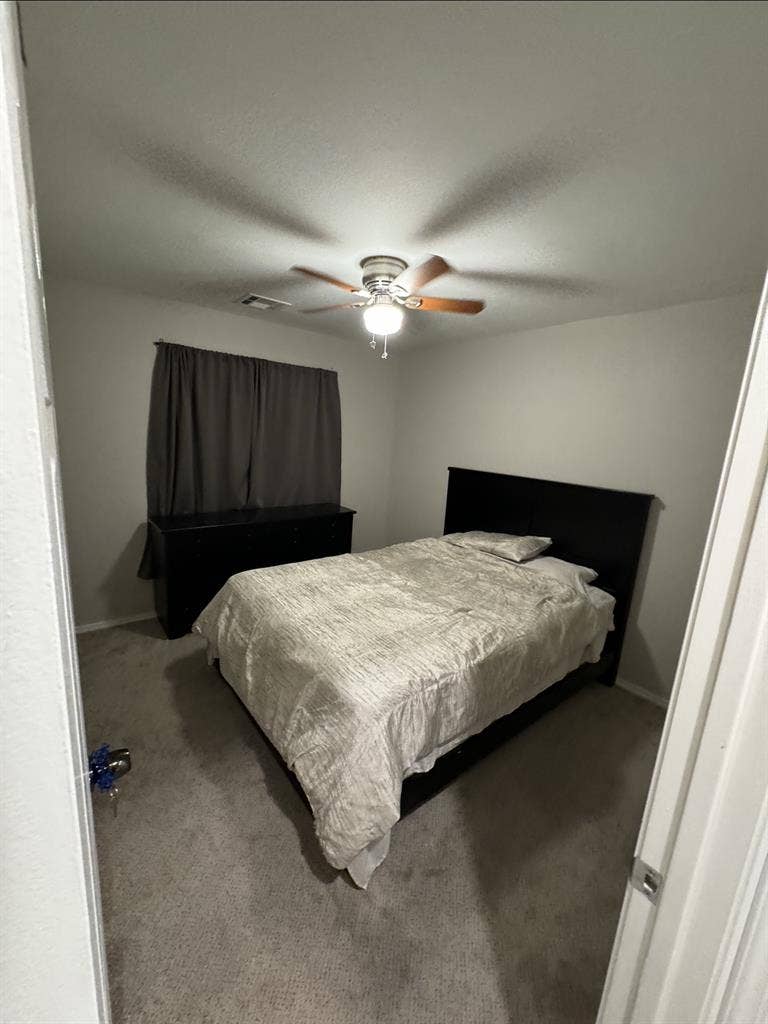 Private room for rent