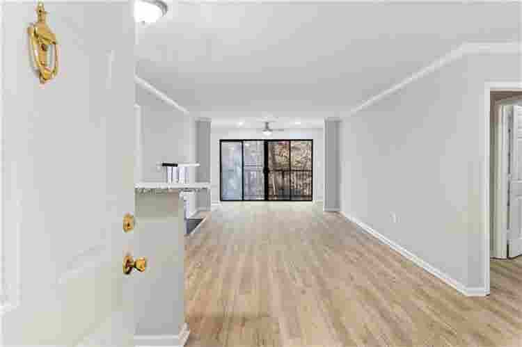 1 Private Bedroom in a 2 Bed Apt