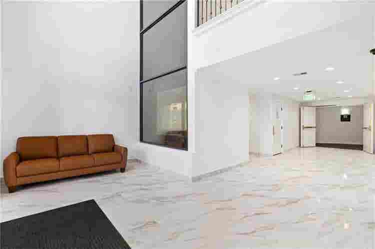 1 Private Bedroom in a 2 Bed Apt