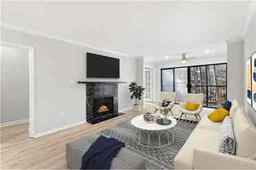 1 Private Bedroom in a 2 Bed Apt