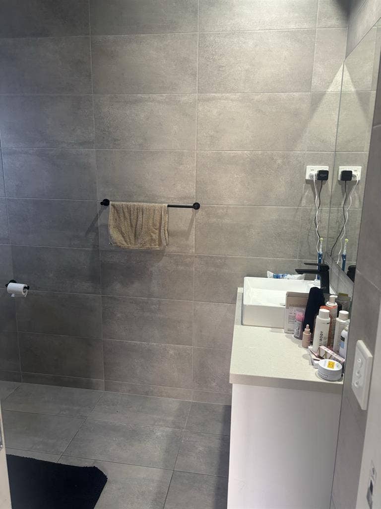 ROOM FOR RENT HEIDELBERG WEST