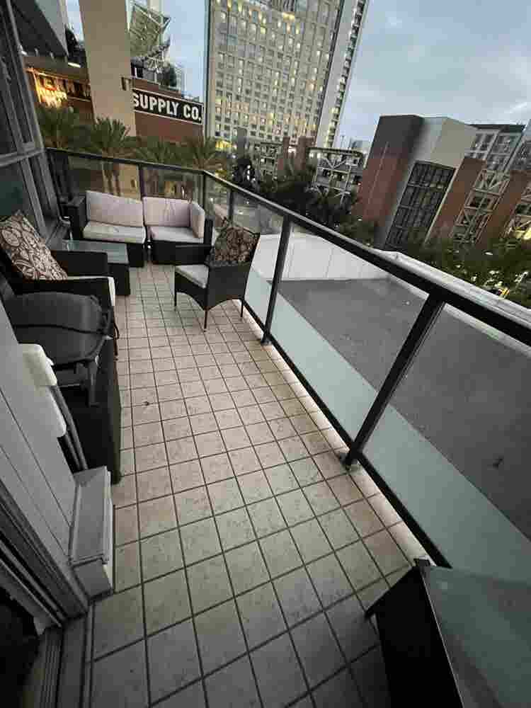 $2k a month luxury amenities DT SD