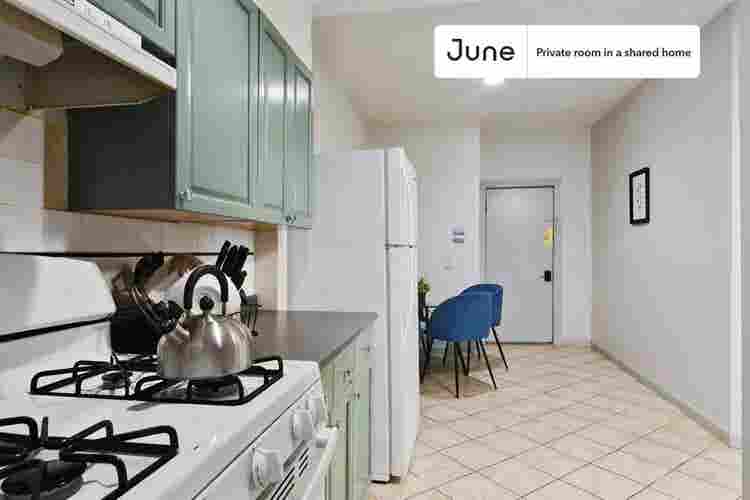 4 BR in Boston