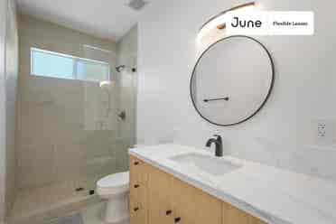 4 BR in Los Angeles