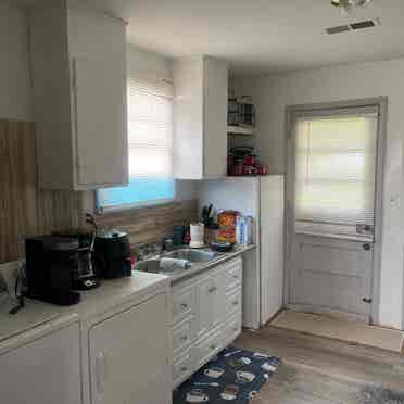 Room for rent/I’ll help you