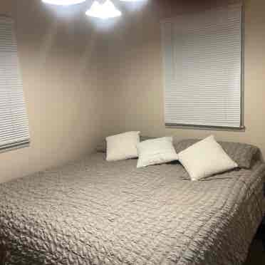 Room for rent/I’ll help you