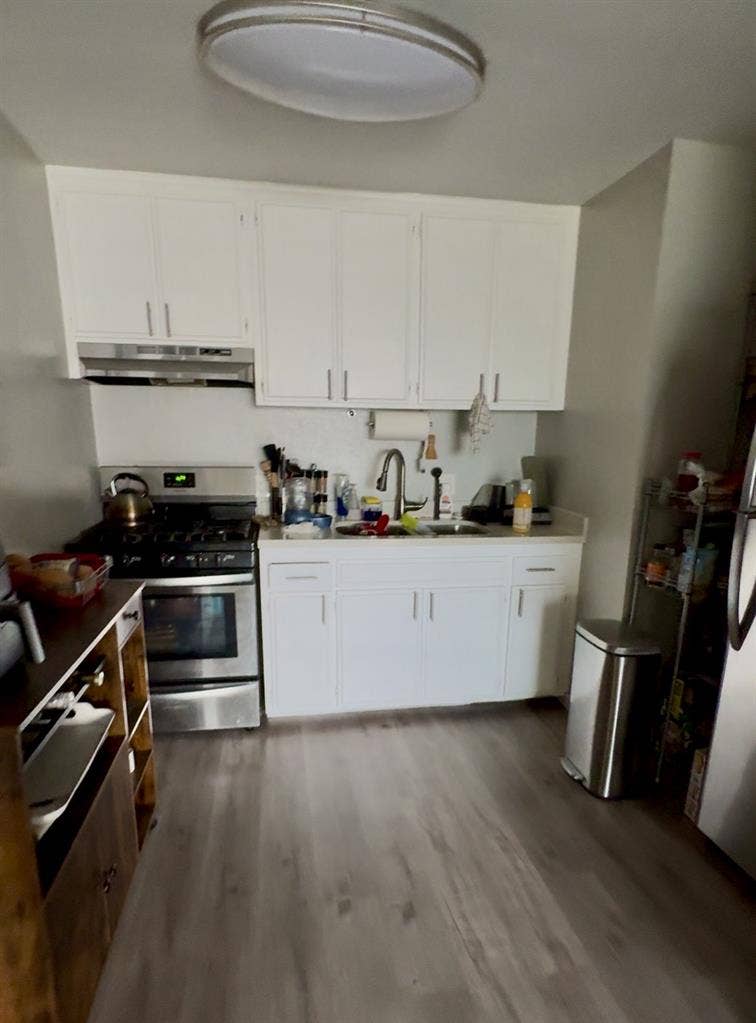 Room in 2BR-Apartment in Chinatown