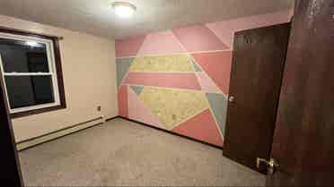 2 private rooms for rent !!