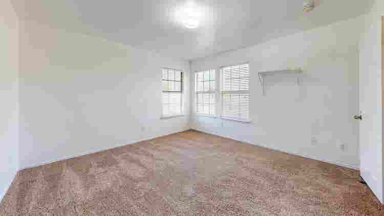 6 BR in Fort Worth