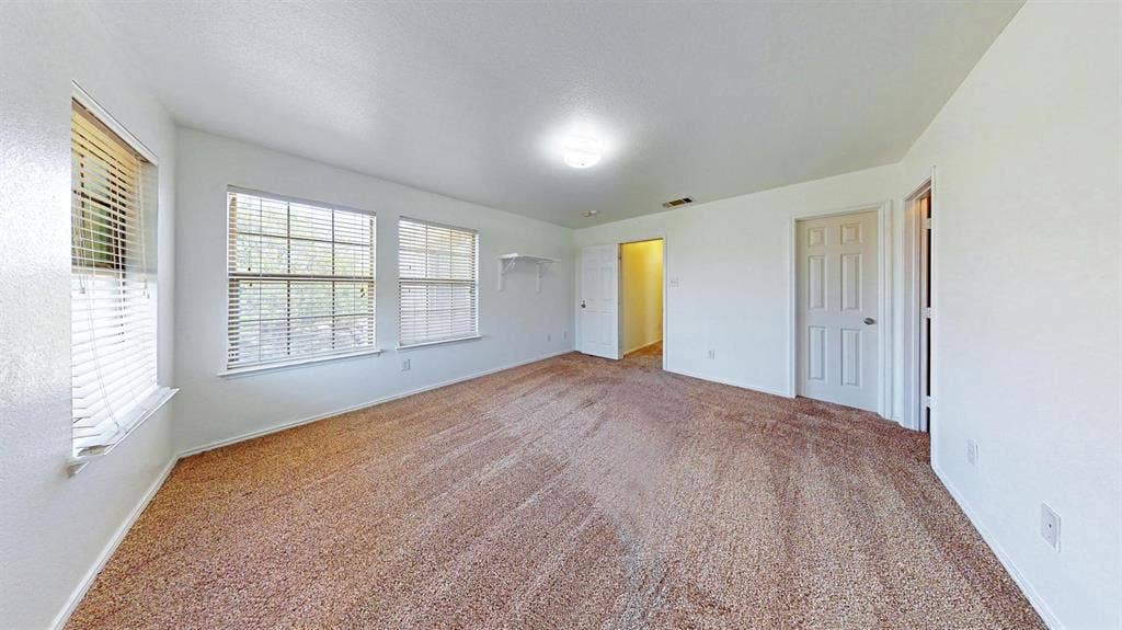 6 BR in Fort Worth
