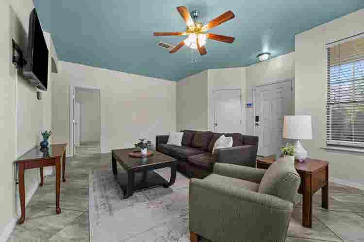 6 BR in Fort Worth