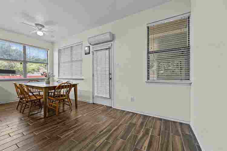 6 BR in Fort Worth