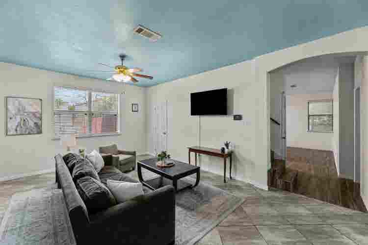 6 BR in Fort Worth
