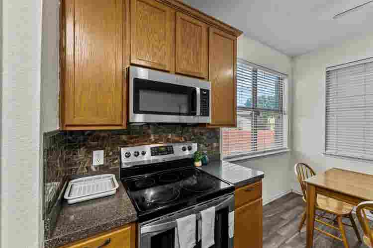6 BR in Fort Worth