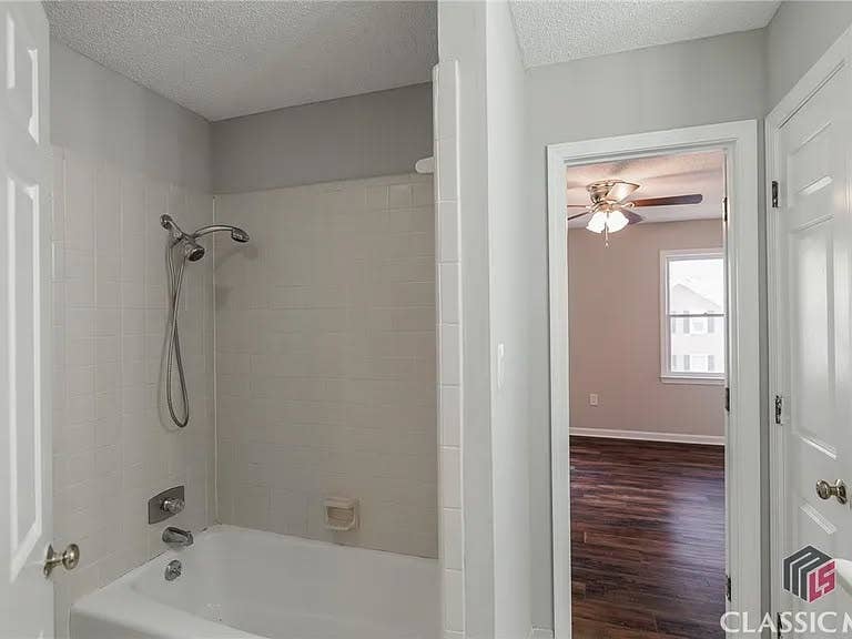 Beautiful BA Condo