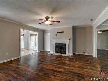Beautiful BA Condo