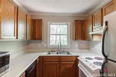 Beautiful BA Condo