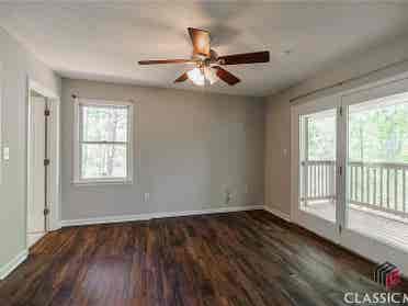 Beautiful BA Condo