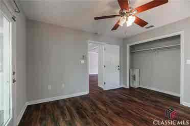 Beautiful BA Condo