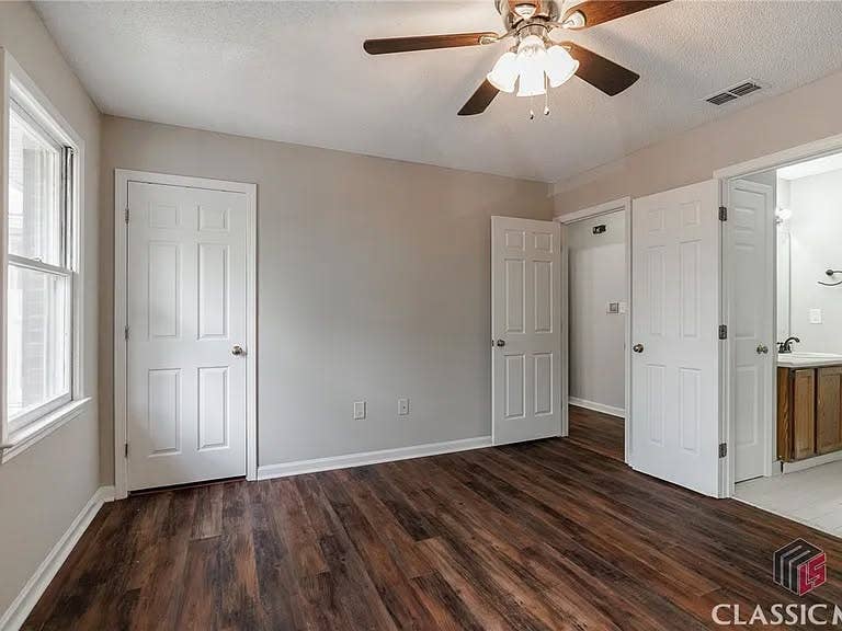 Beautiful BA Condo
